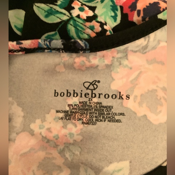 Dress - Picture 3 of 3